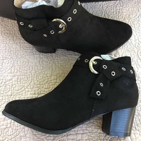 Brand New Chase + Chloe Anita side buckle booties - Picture 7 of 8